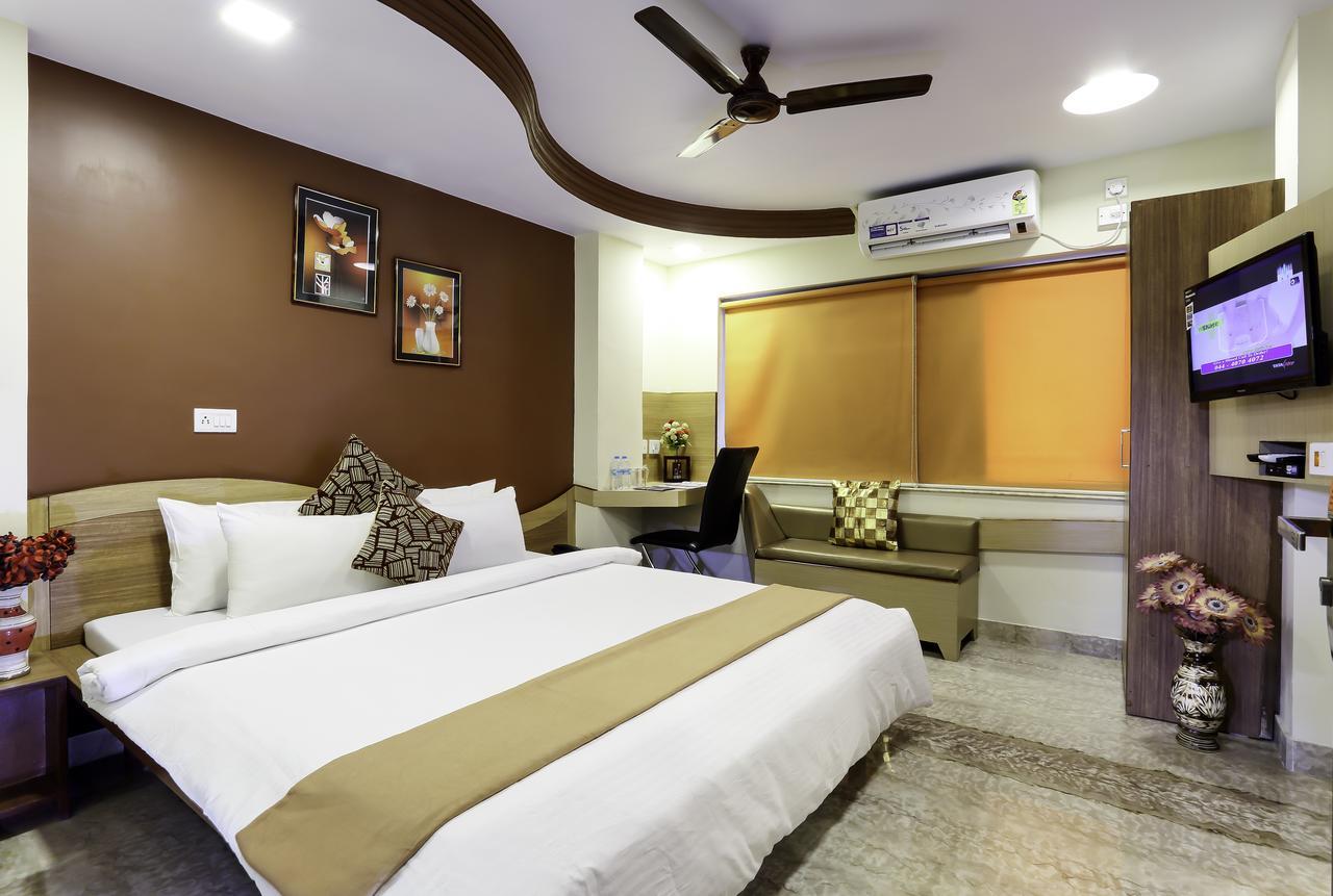 Hotel Narayani Enclave Kolkata Exterior photo