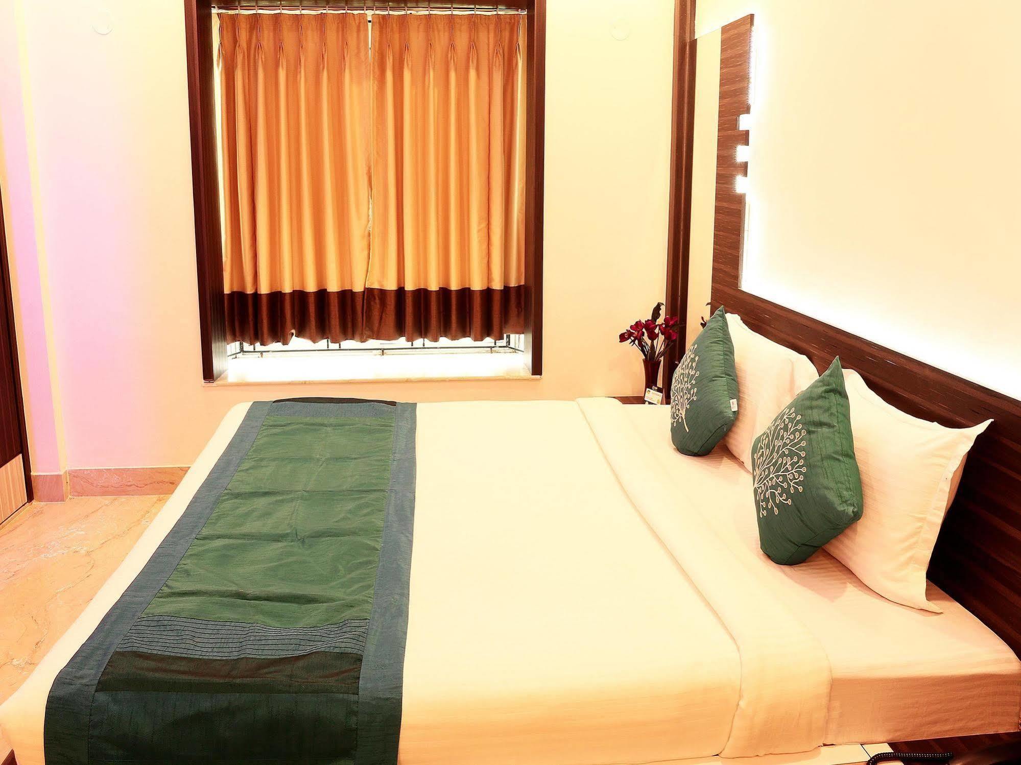 Hotel Narayani Enclave Kolkata Exterior photo