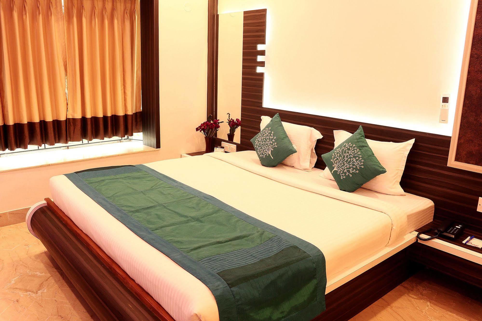Hotel Narayani Enclave Kolkata Exterior photo